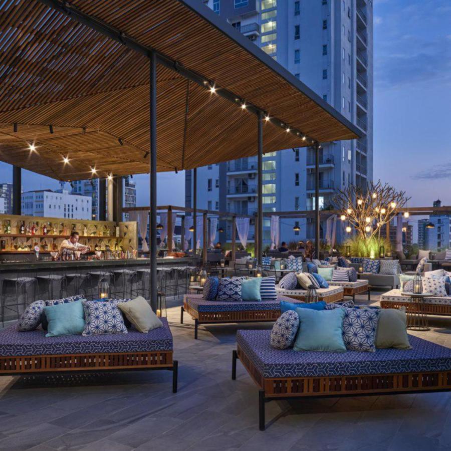 Baitong Hotel & Resort Пном Пен Екстериор снимка