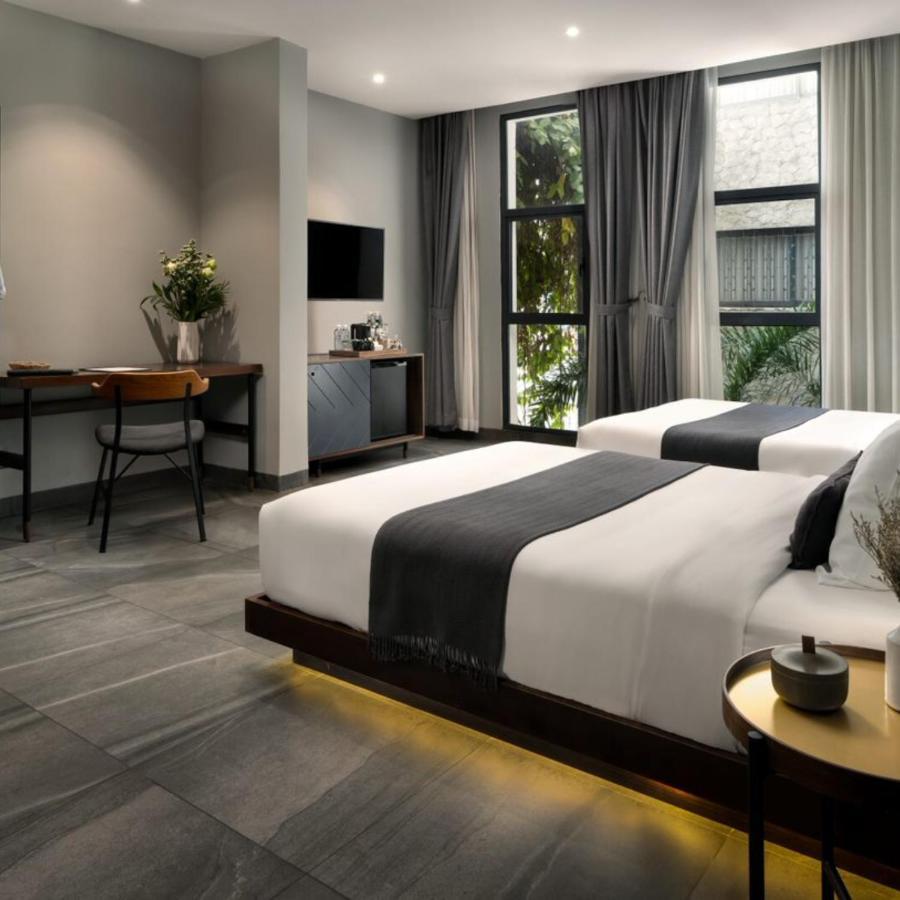 Baitong Hotel & Resort Пном Пен Екстериор снимка