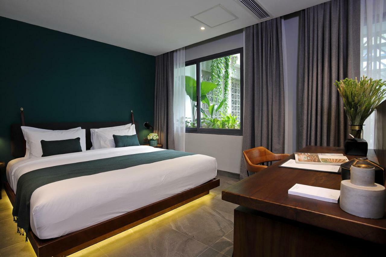 Baitong Hotel & Resort Пном Пен Екстериор снимка