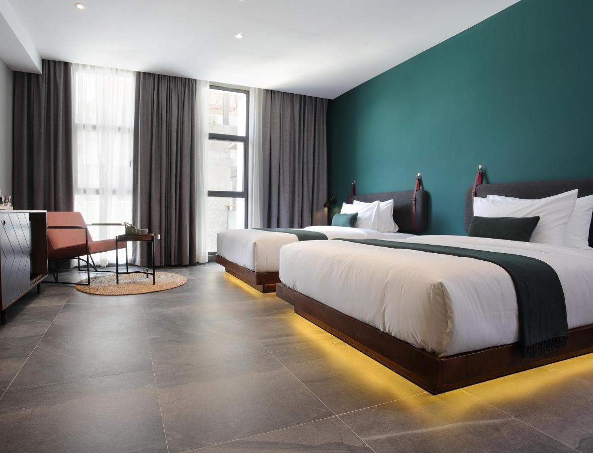 Baitong Hotel & Resort Пном Пен Екстериор снимка